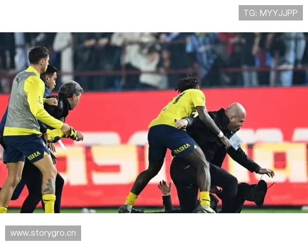 切尔西主帅执教稳定性面临质疑，对球队赛季走势形成制约